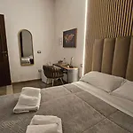 Centro בית הארחה 4*