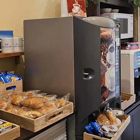 Centro בית הארחה 4*