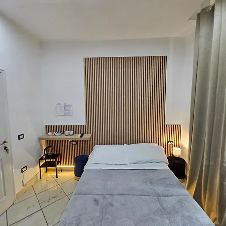 Room&jacuzzi Nápoles