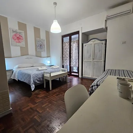 Centro Πανσιόν Νάπολη