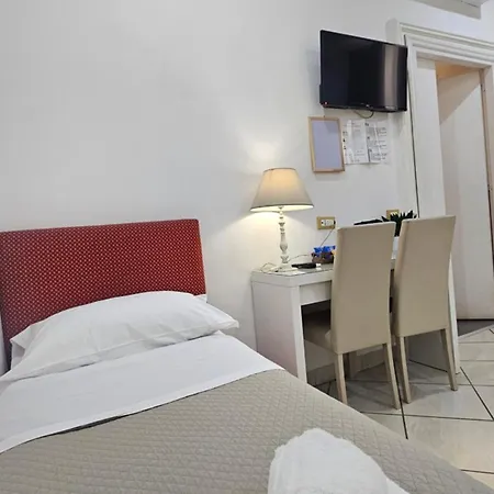 Centro Guest house 4*
