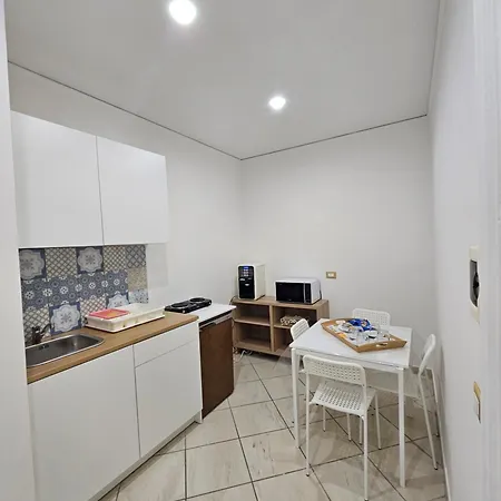 Room&jacuzzi Неаполь