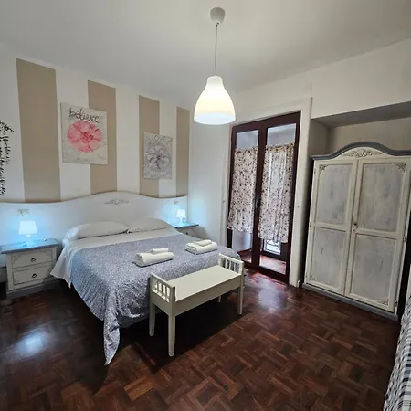 Room&jacuzzi Неаполь