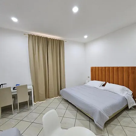 Room&jacuzzi Гостевой дом 2*